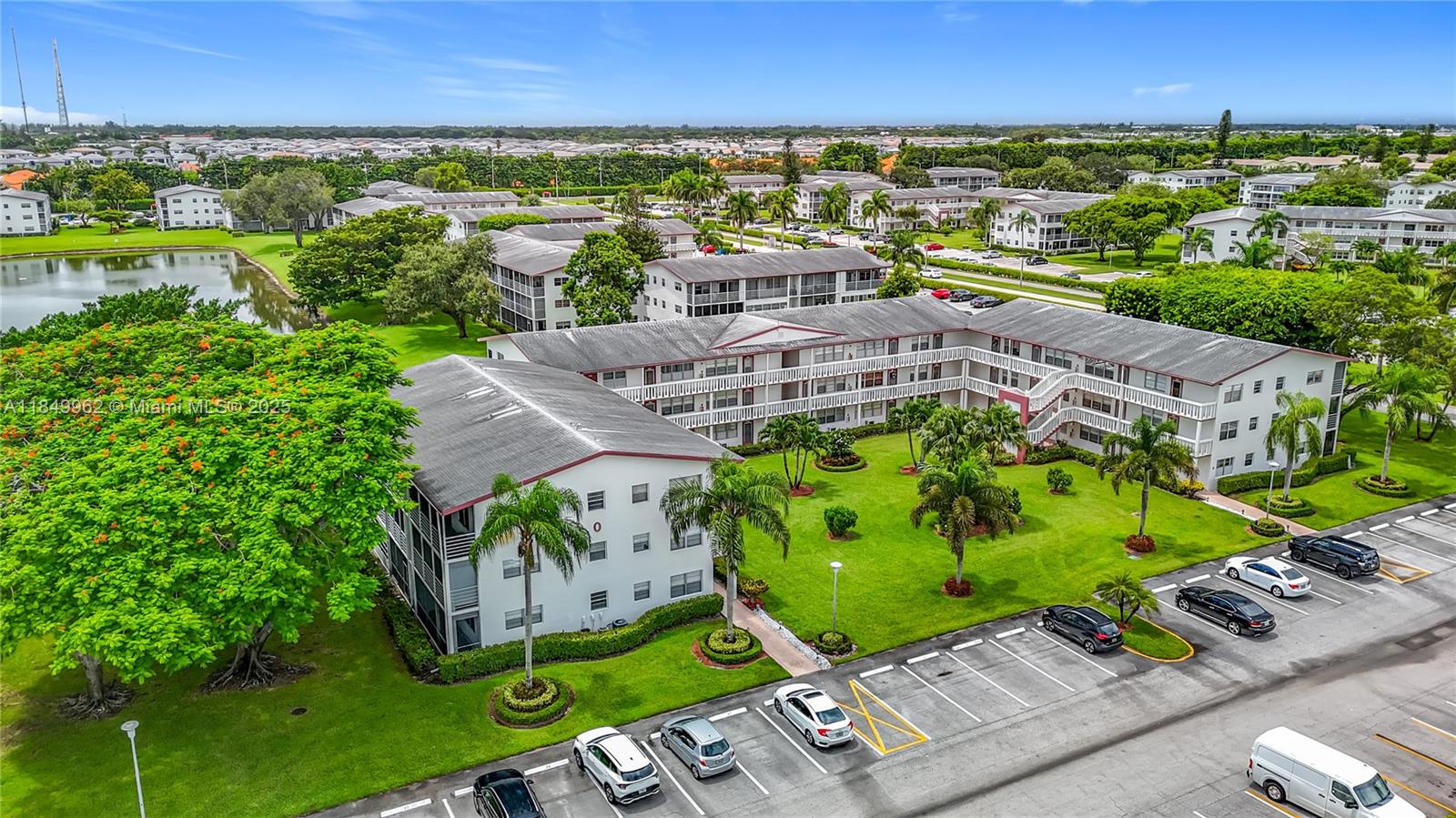 FANSHAW AT CENTURY VILLAG - Residential