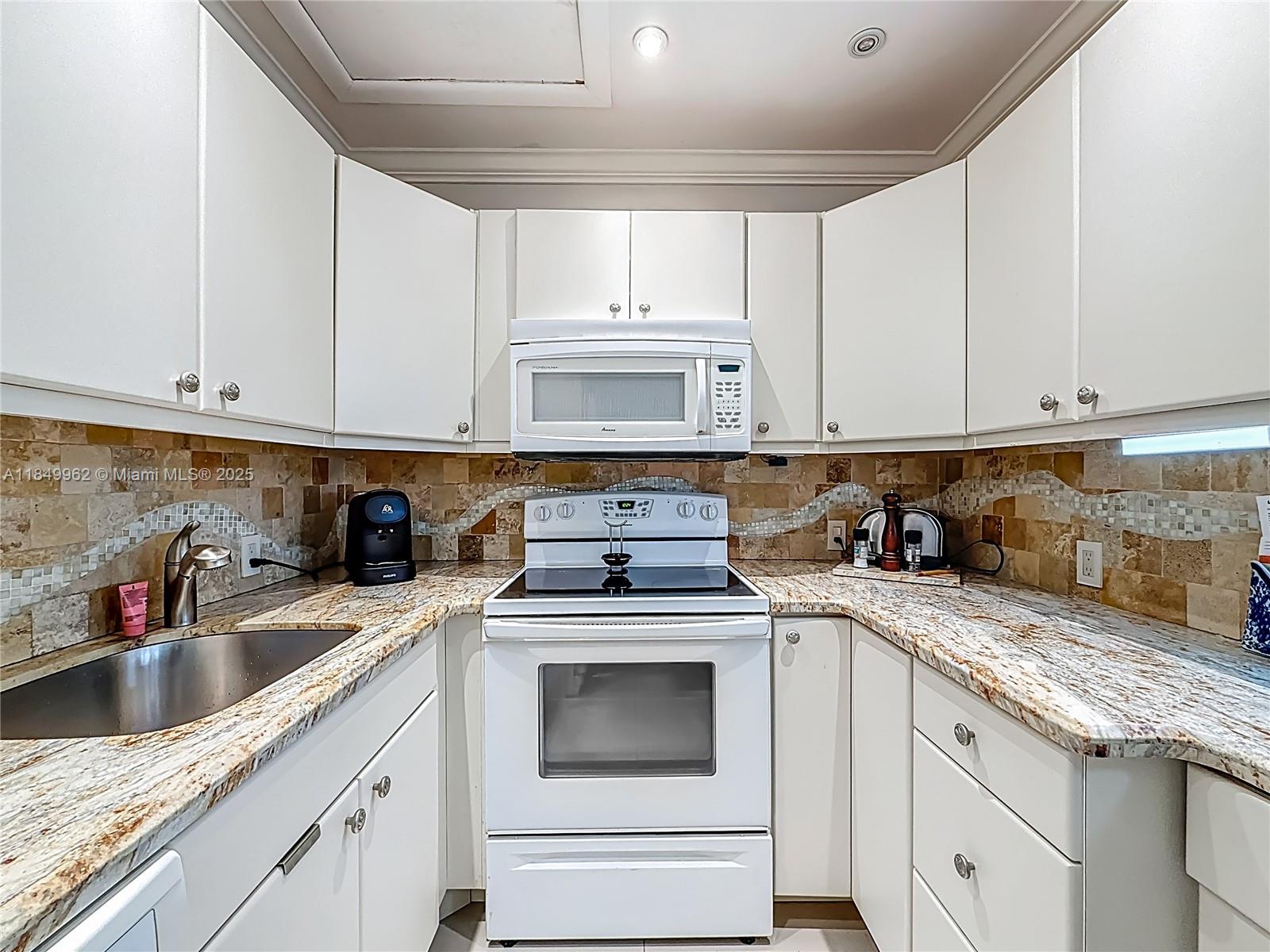FANSHAW AT CENTURY VILLAG - Residential