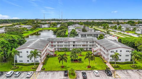 Photo of 618 Fanshaw O #618, Boca Raton, FL 33434 (MLS # A11849962)