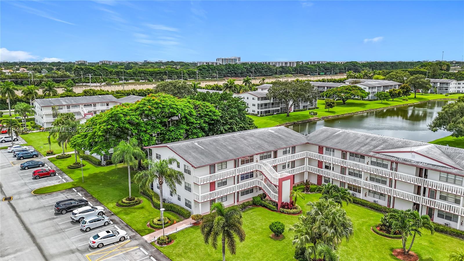 FANSHAW AT CENTURY VILLAG - Residential