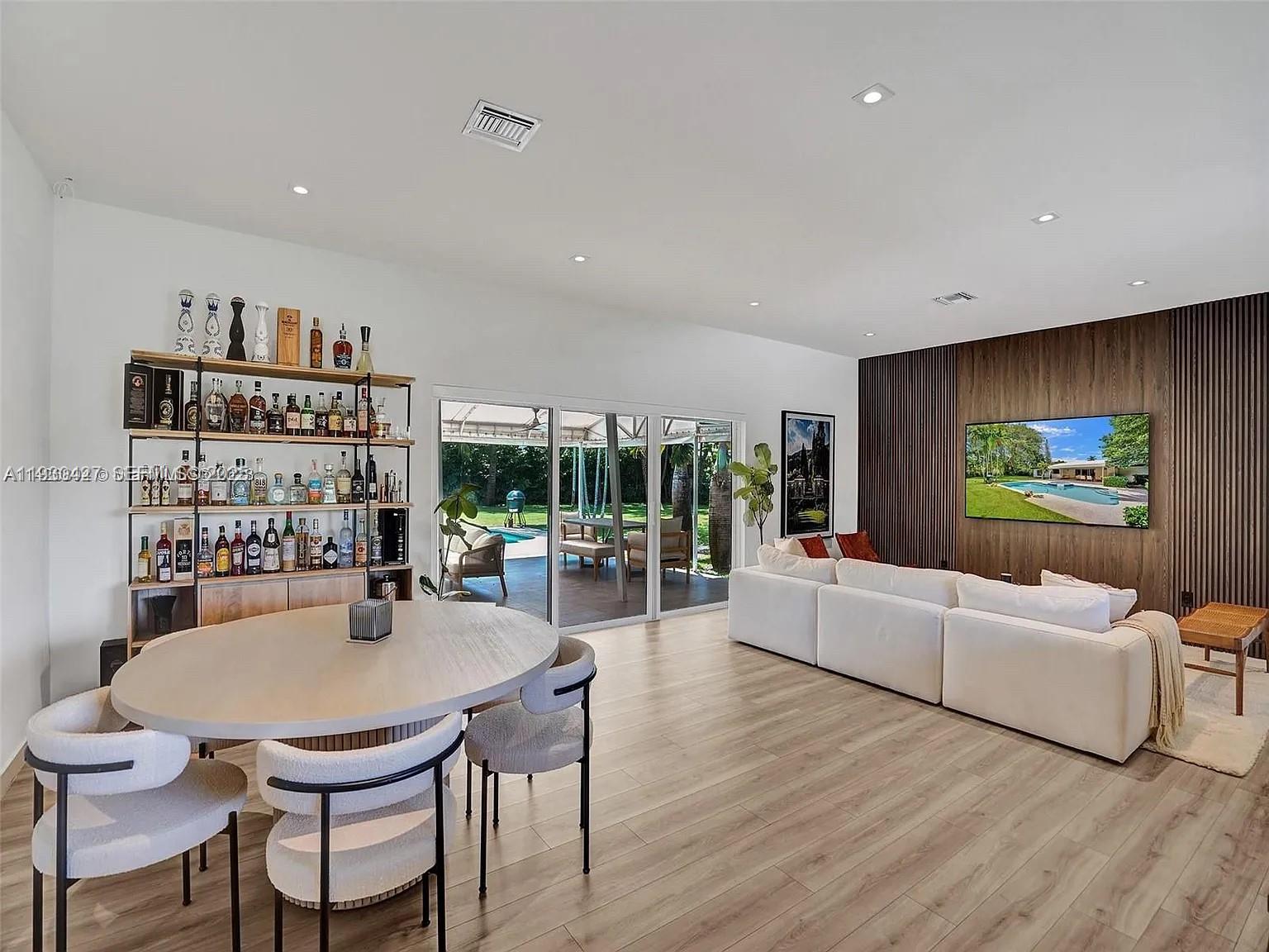 CAMBRIDGE LAWNS PARK - Residential Lease