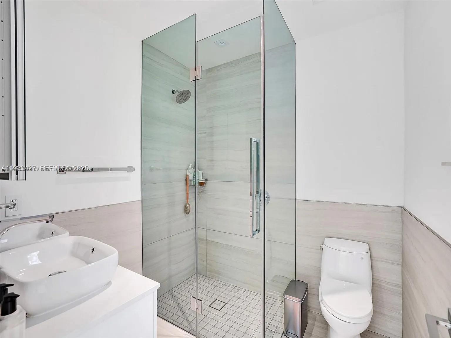 CAMBRIDGE LAWNS PARK - Residential Lease