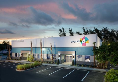 3860 N Powerline Rd Deerfield Beach FL 33073