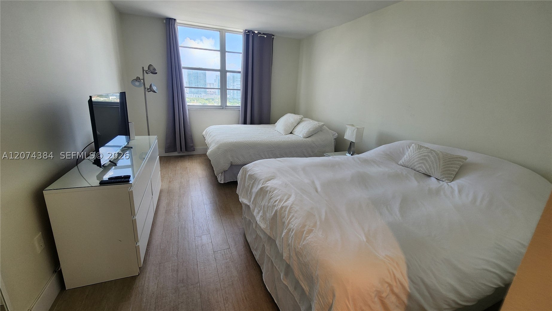500 Bayview Dr 1725