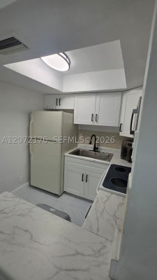 5303 NW 18TH CT # 5303, LAUDERHILL, FL 33313 - Image 7f2705301e794ef4de821f1be3c2eeb1/257535843
