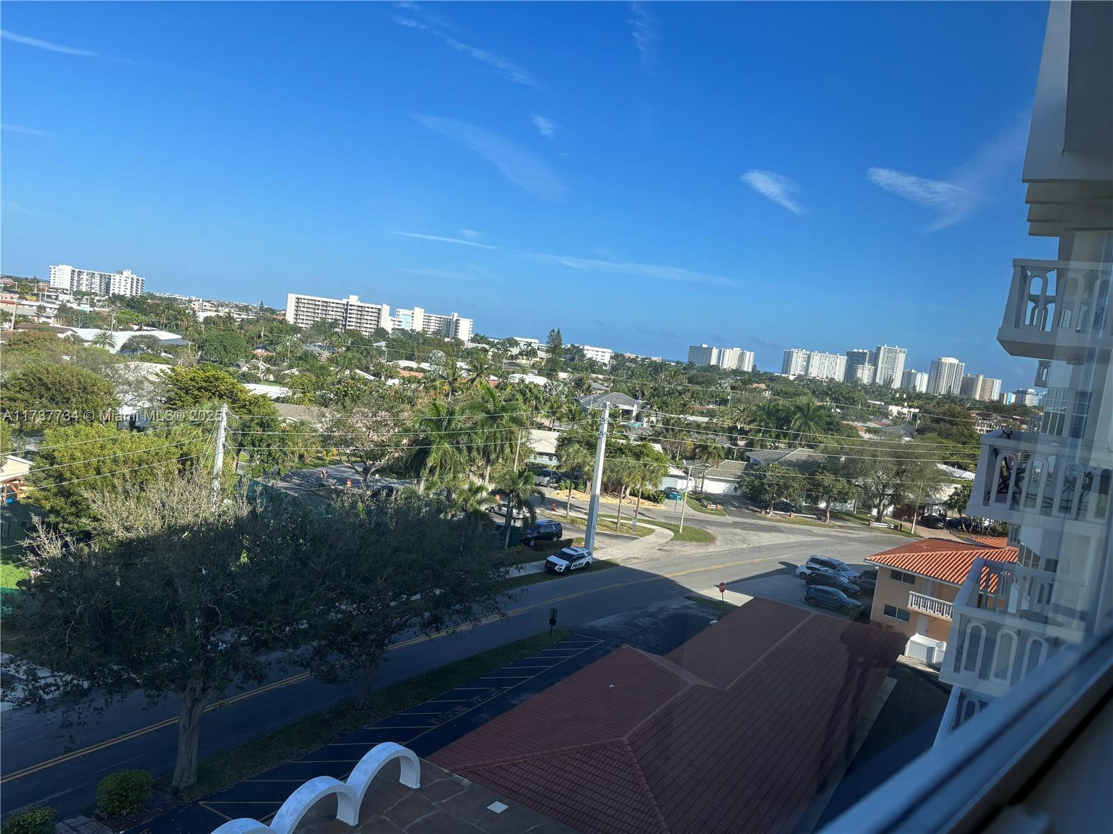 COUNTRY CLUB TOWERS CONDO - Residential