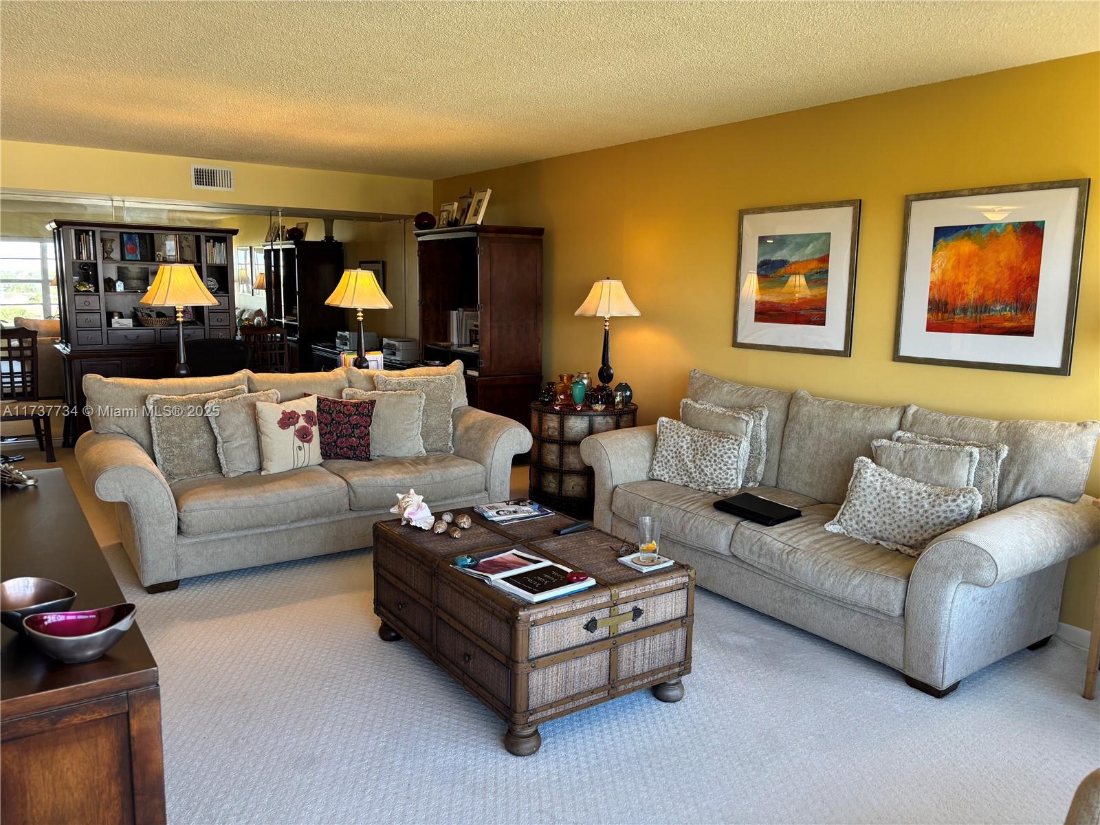 COUNTRY CLUB TOWERS CONDO - Residential