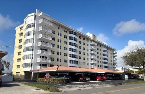 2500 NE 48th Ln 708 Fort Lauderdale FL 33308