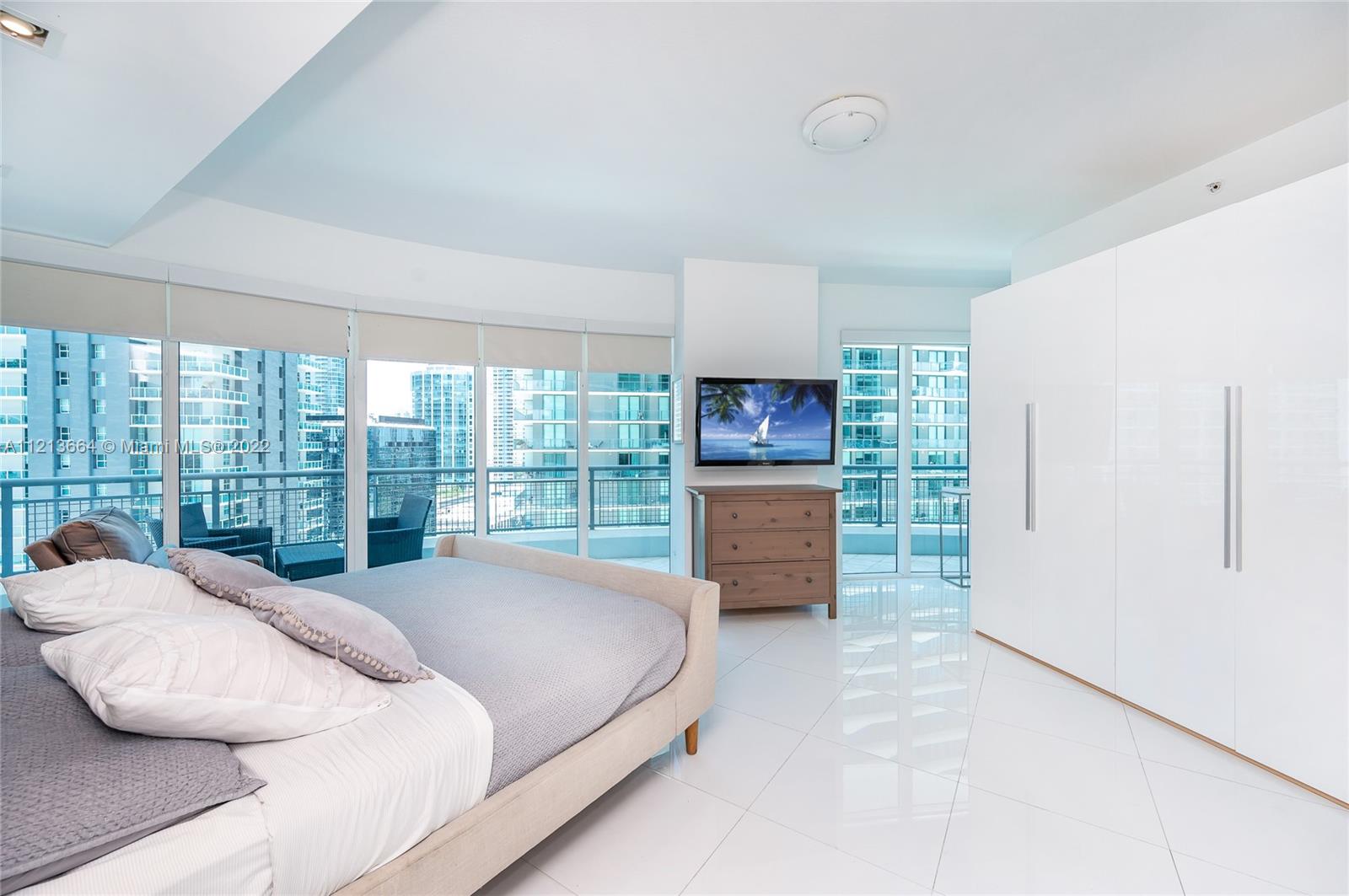 INFINITY AT BRICKELL COND - Residential Lease