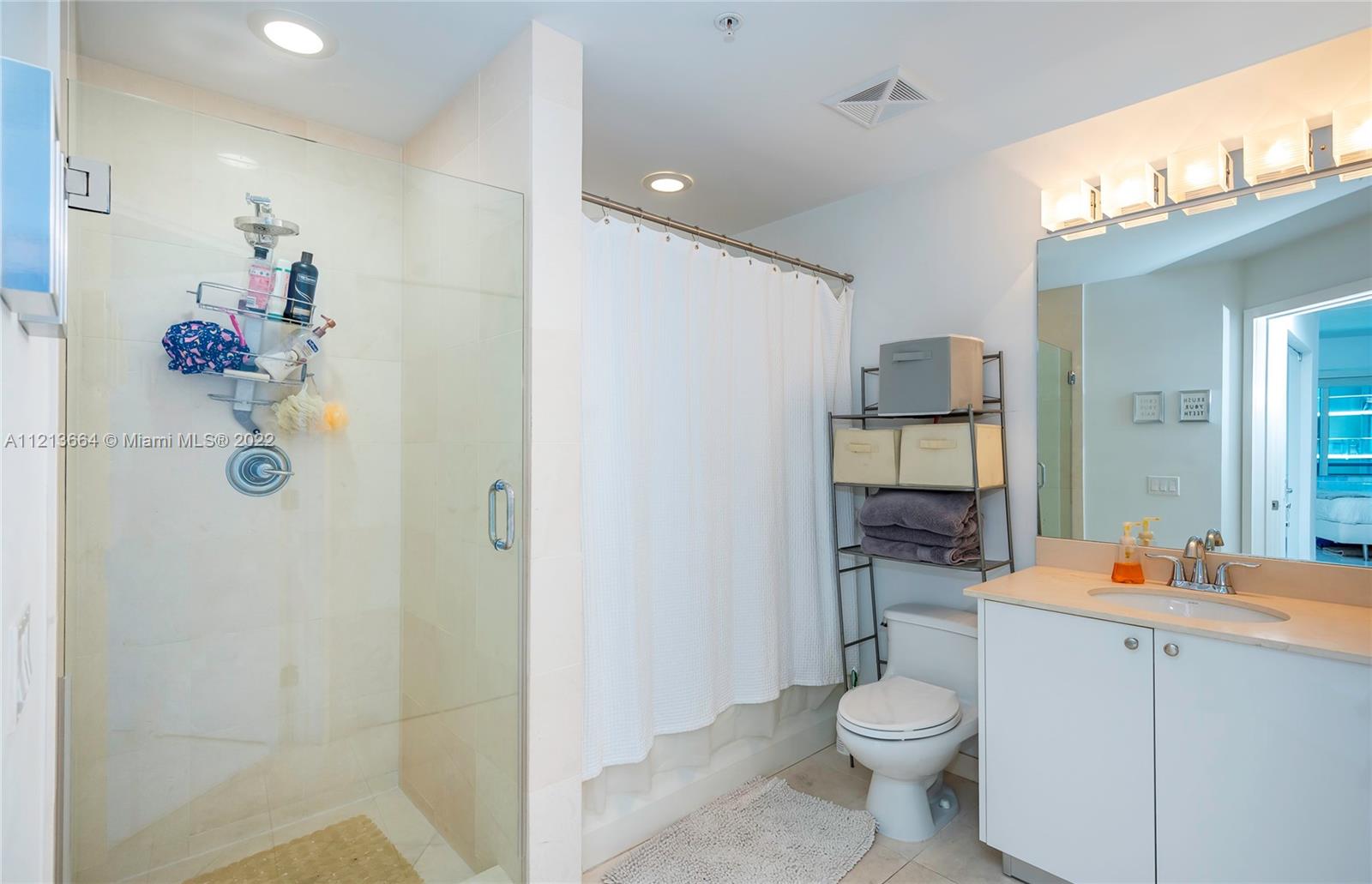 INFINITY AT BRICKELL COND - Residential Lease