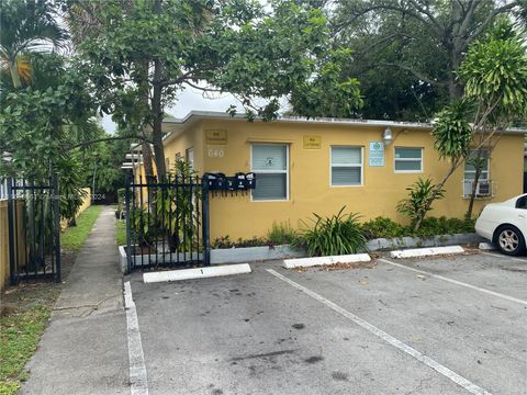 640 NW 10th Ter Fort Lauderdale FL 33311