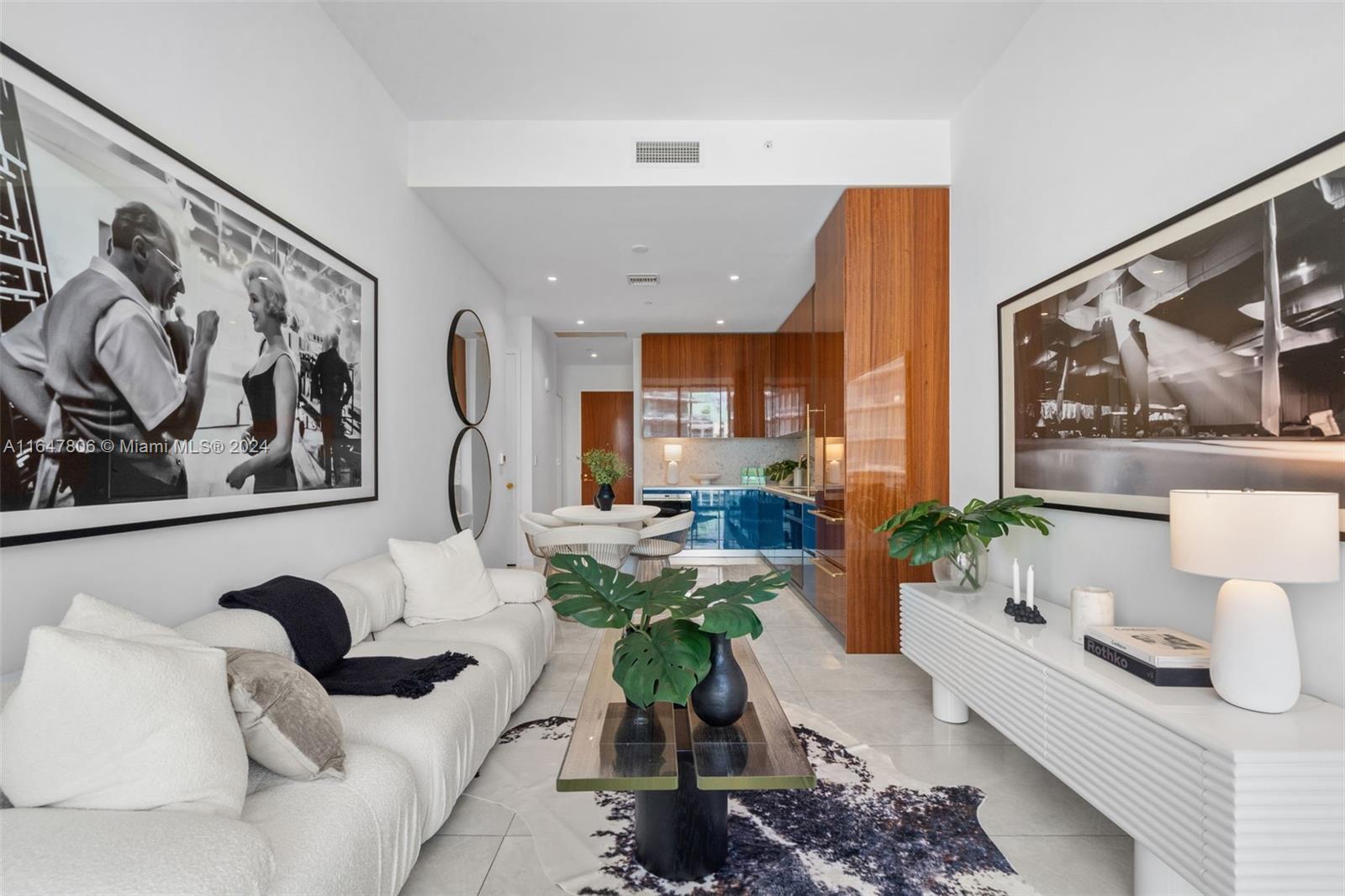 2655 S Bayshore Dr 1505