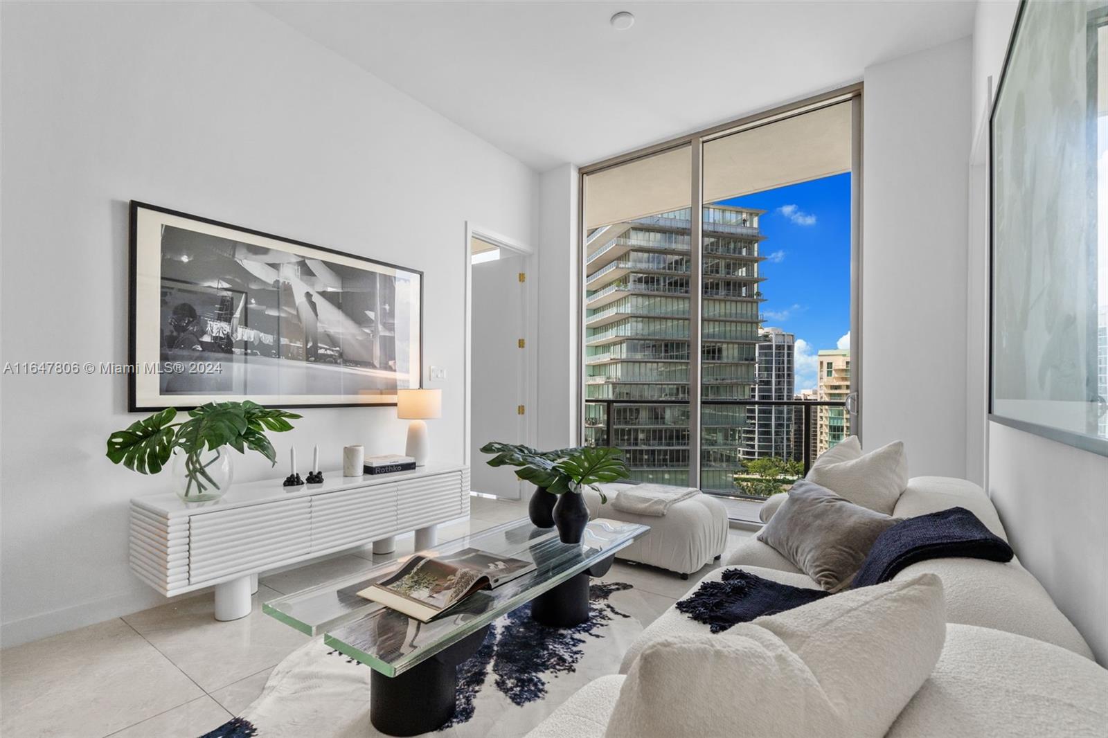 2655 S Bayshore Dr 1505