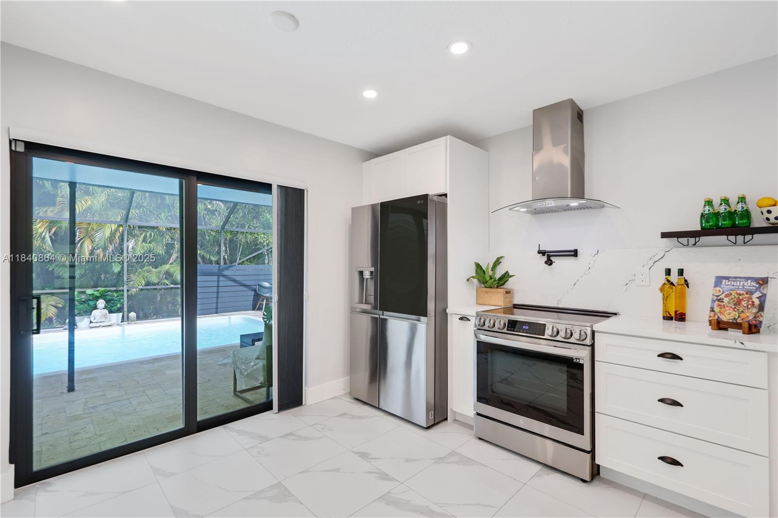 BOCA GREENS 3 - Residential