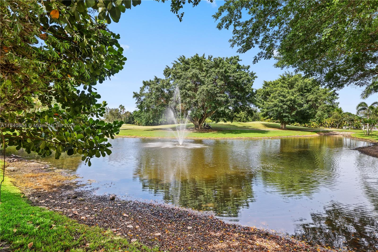 BOCA GREENS 3 - Residential