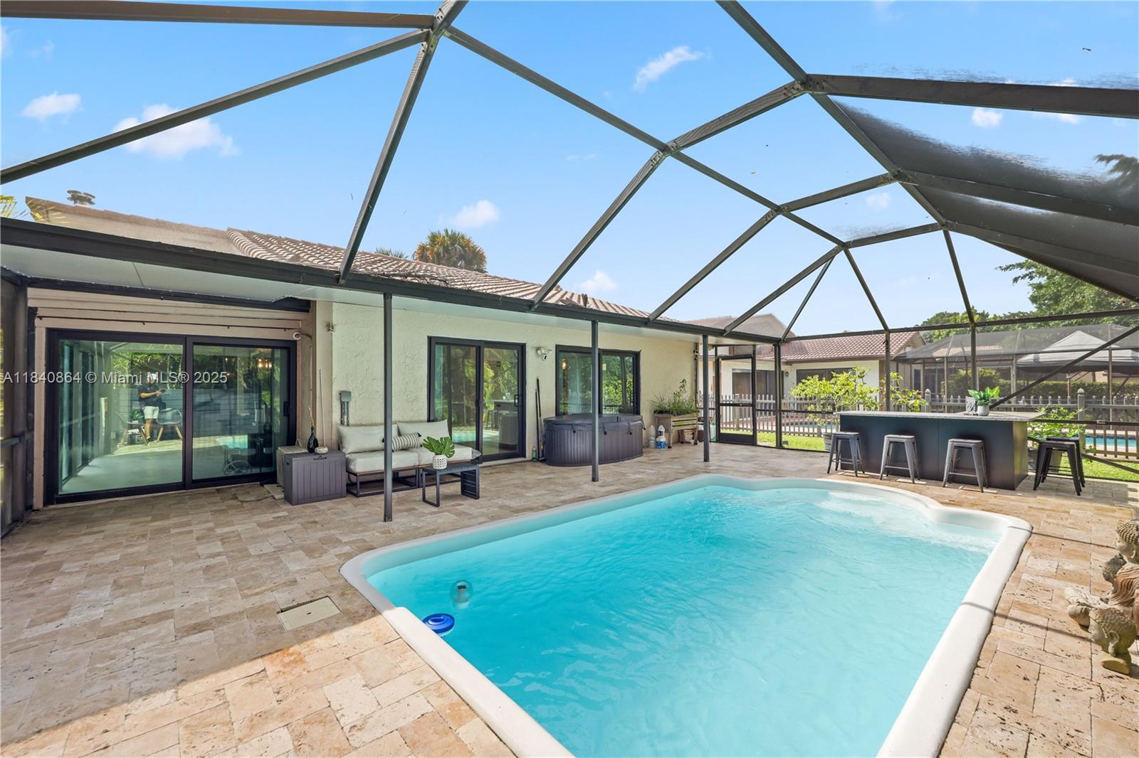 BOCA GREENS 3 - Residential