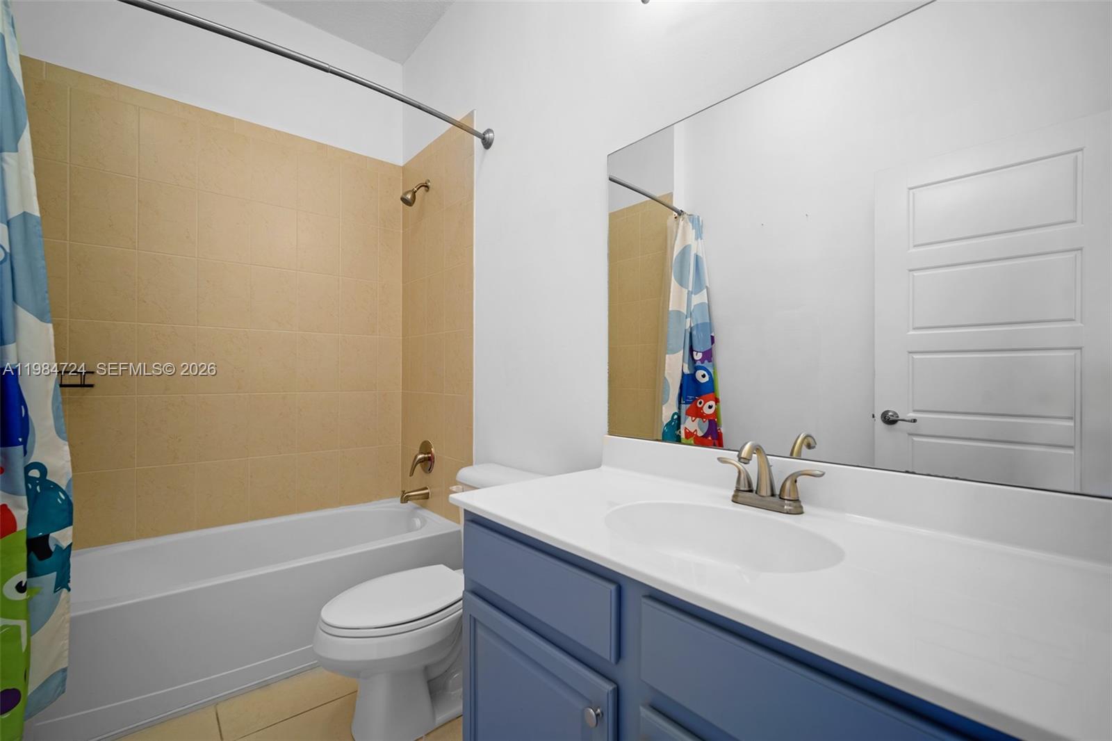 CHAMPION LAKES - Residential