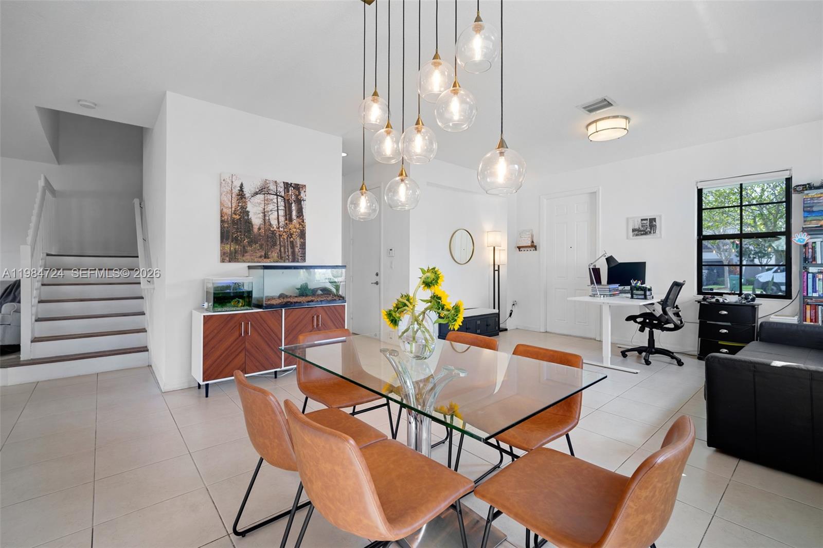 CHAMPION LAKES - Residential