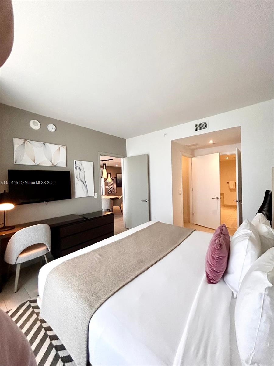 4010 SOUTH OCEAN CONDO - Residential