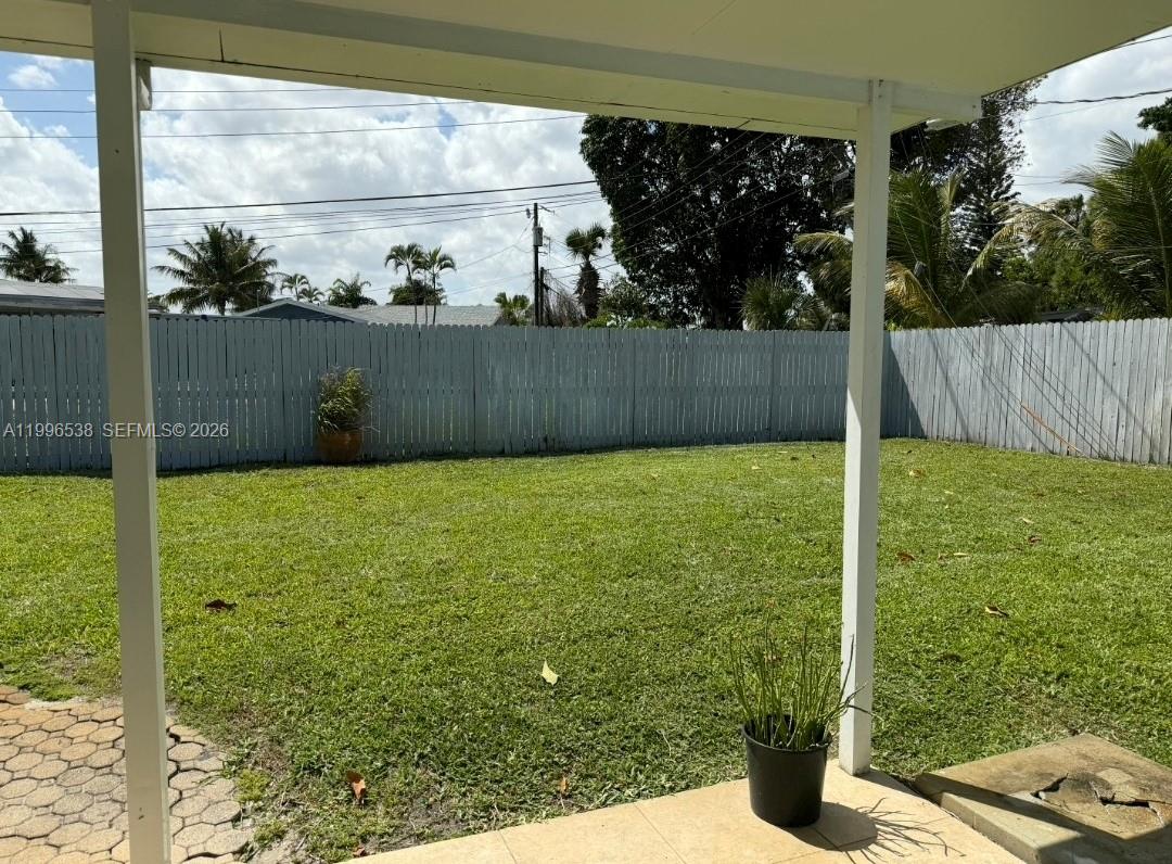 LAKE OSBORNE ESTATES 9 - Residential