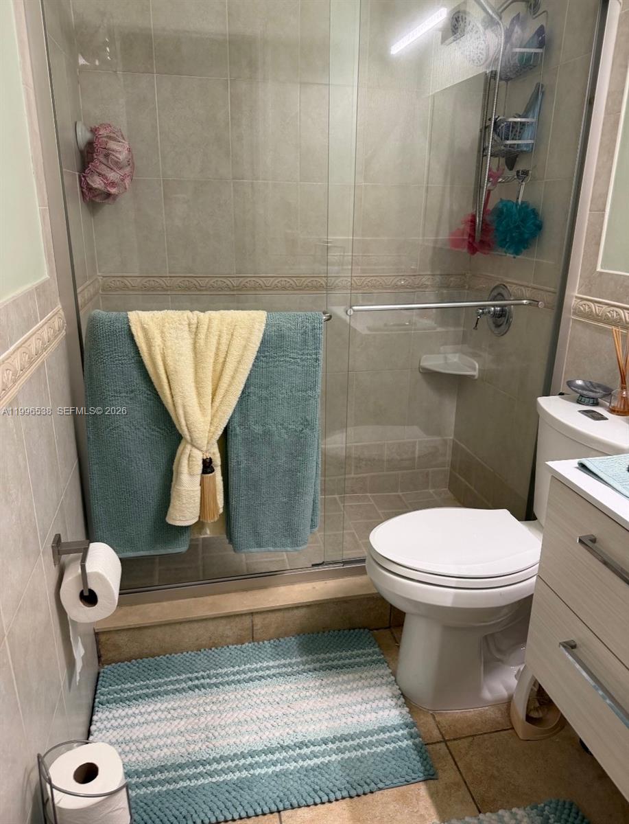 LAKE OSBORNE ESTATES 9 - Residential