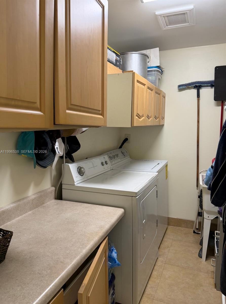 LAKE OSBORNE ESTATES 9 - Residential