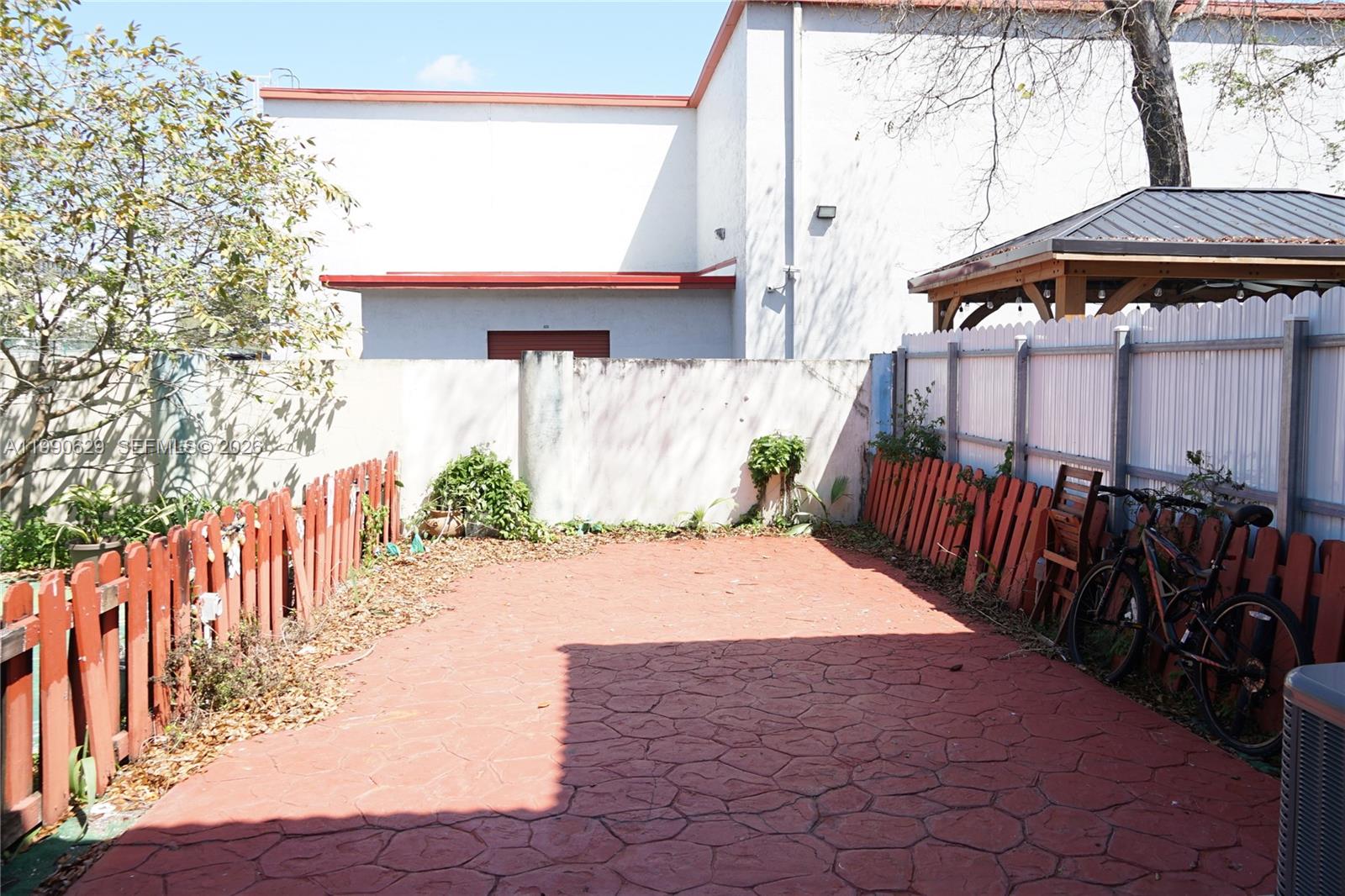 CHATEAUBLEU VILLAS AT MIDW - Residential