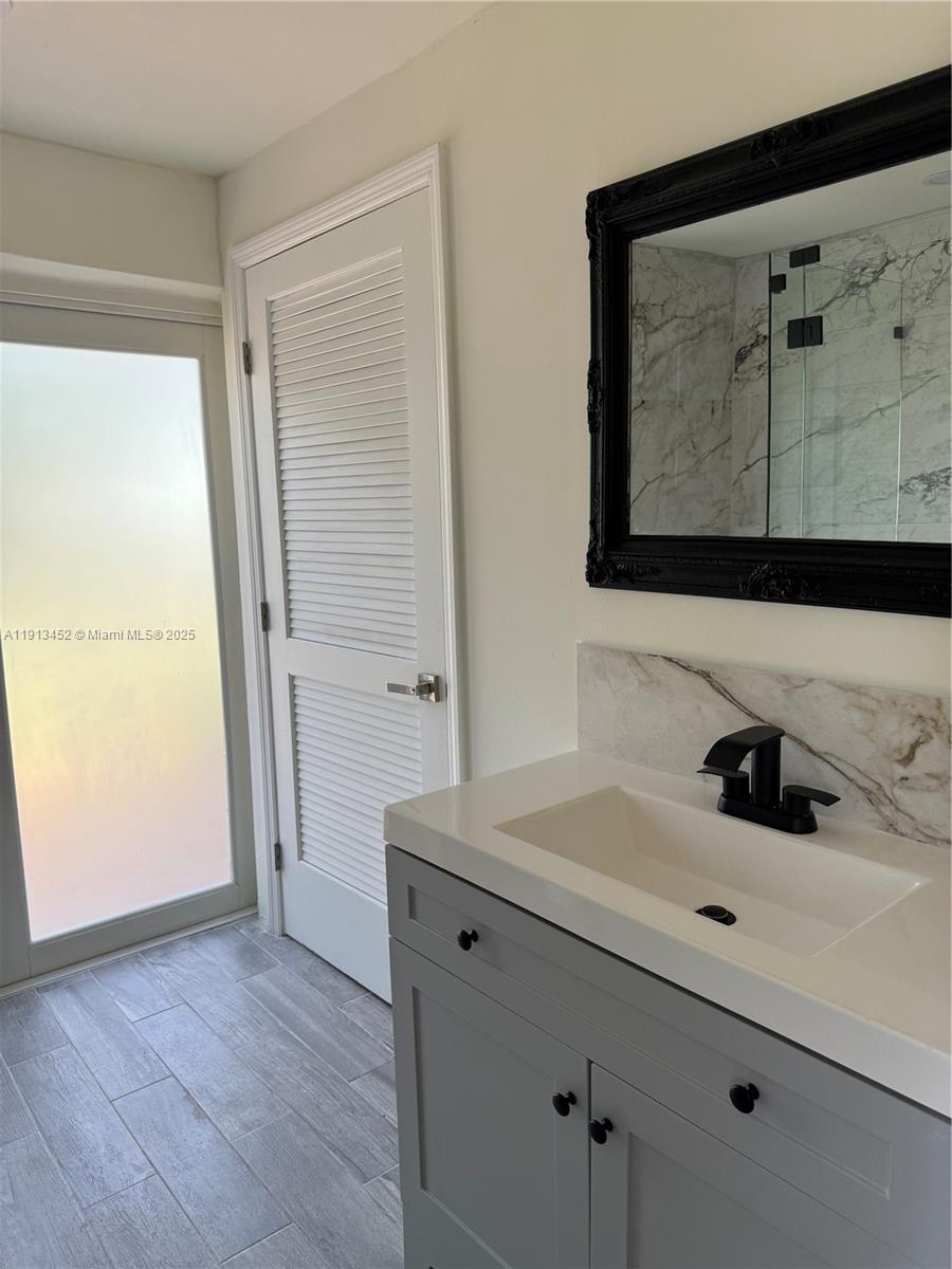 KENT ESTATES - Residential