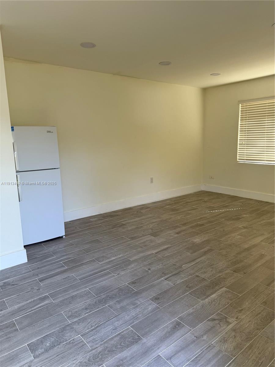 KENT ESTATES - Residential