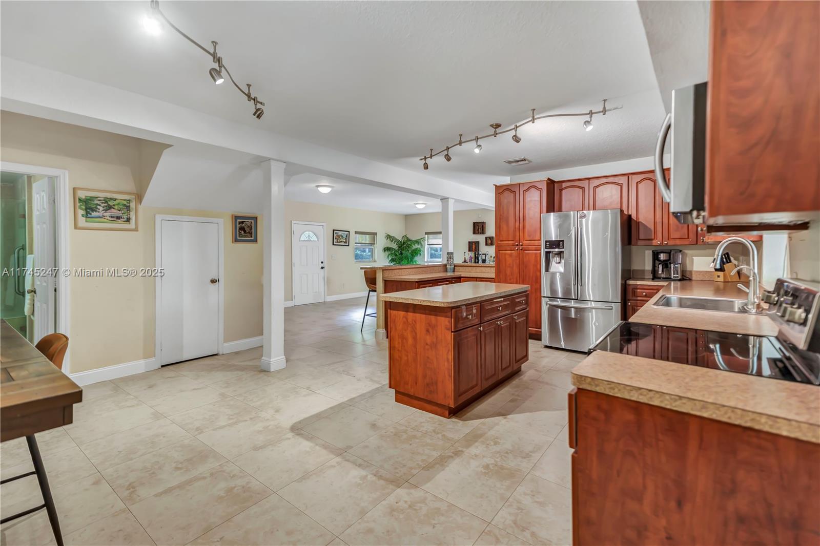 FLA FRUIT LANDS CO SUB NO - Residential