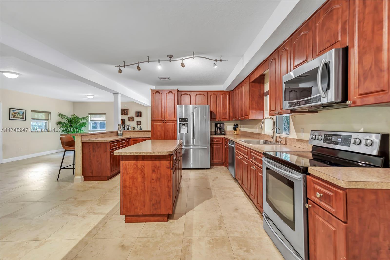 FLA FRUIT LANDS CO SUB NO - Residential