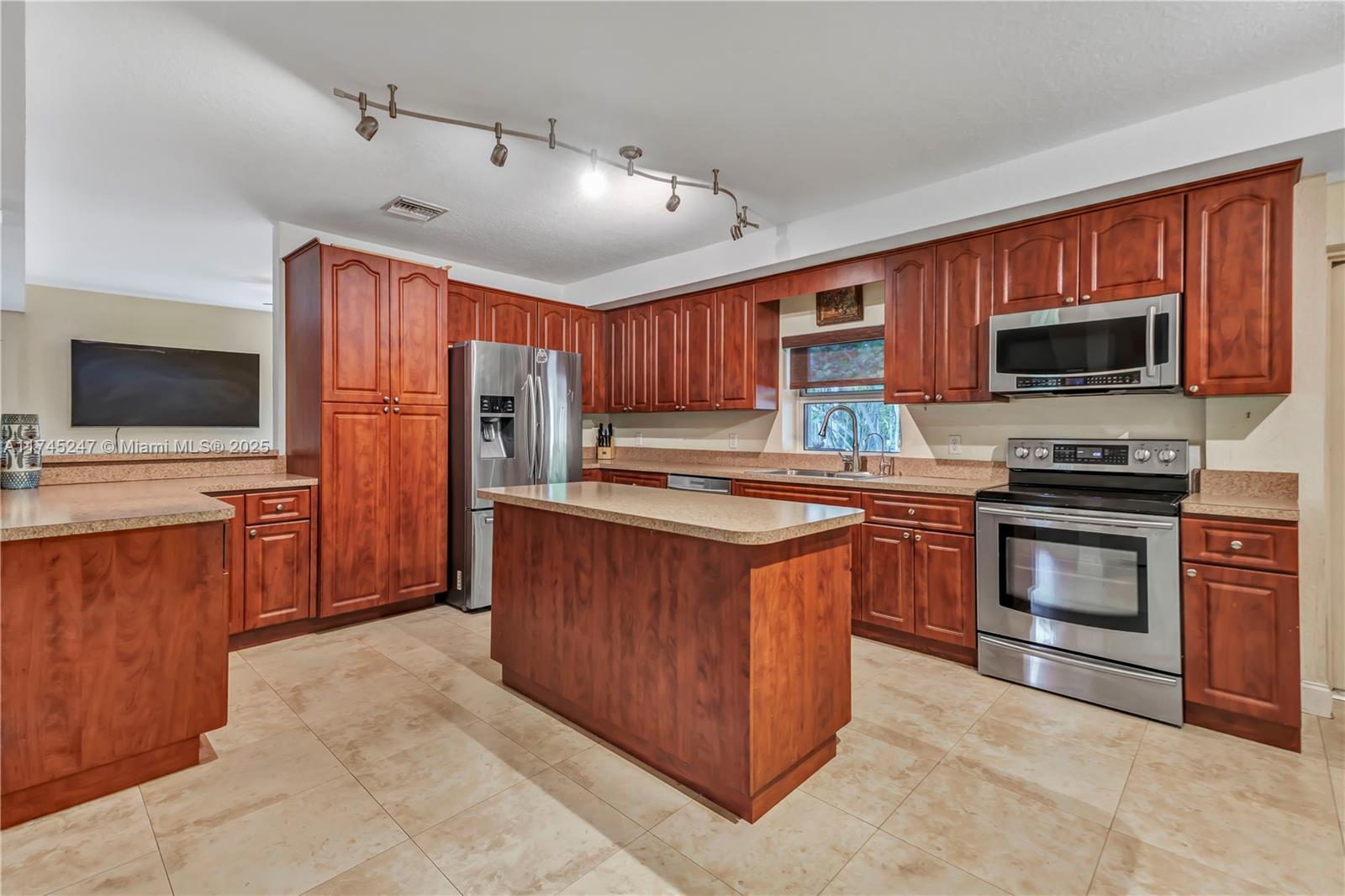 FLA FRUIT LANDS CO SUB NO - Residential