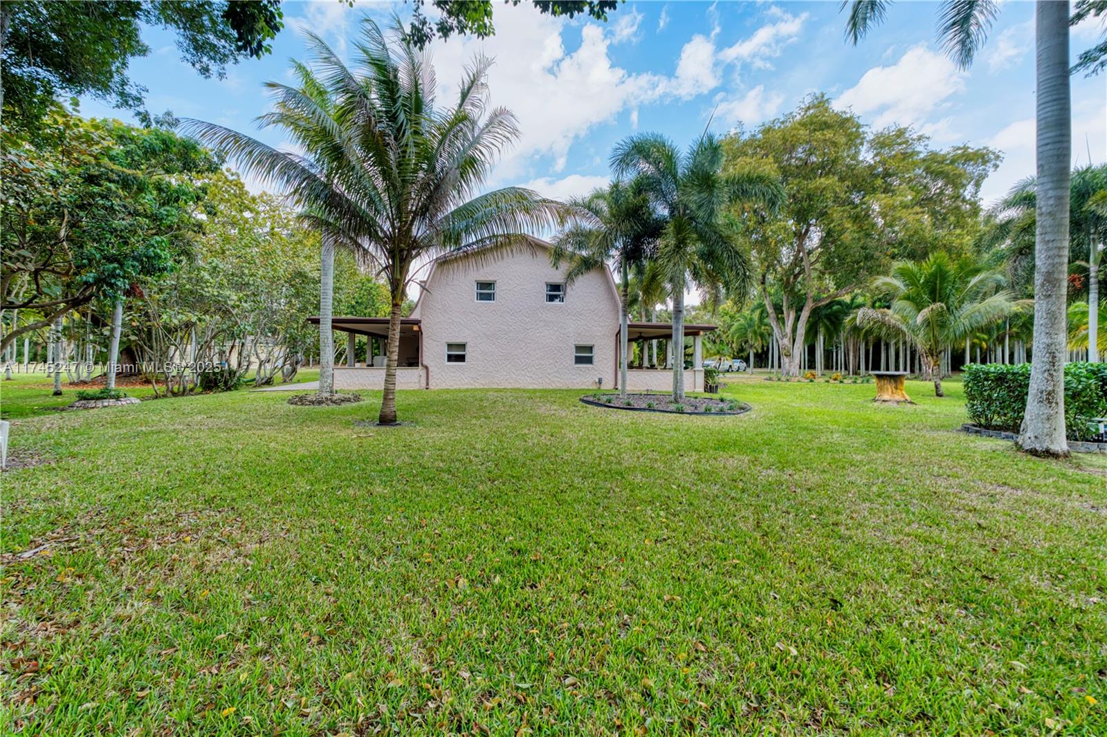 FLA FRUIT LANDS CO SUB NO - Residential