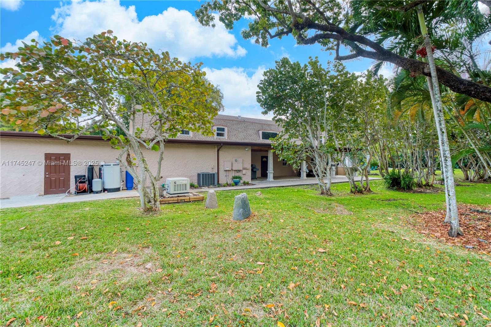 FLA FRUIT LANDS CO SUB NO - Residential