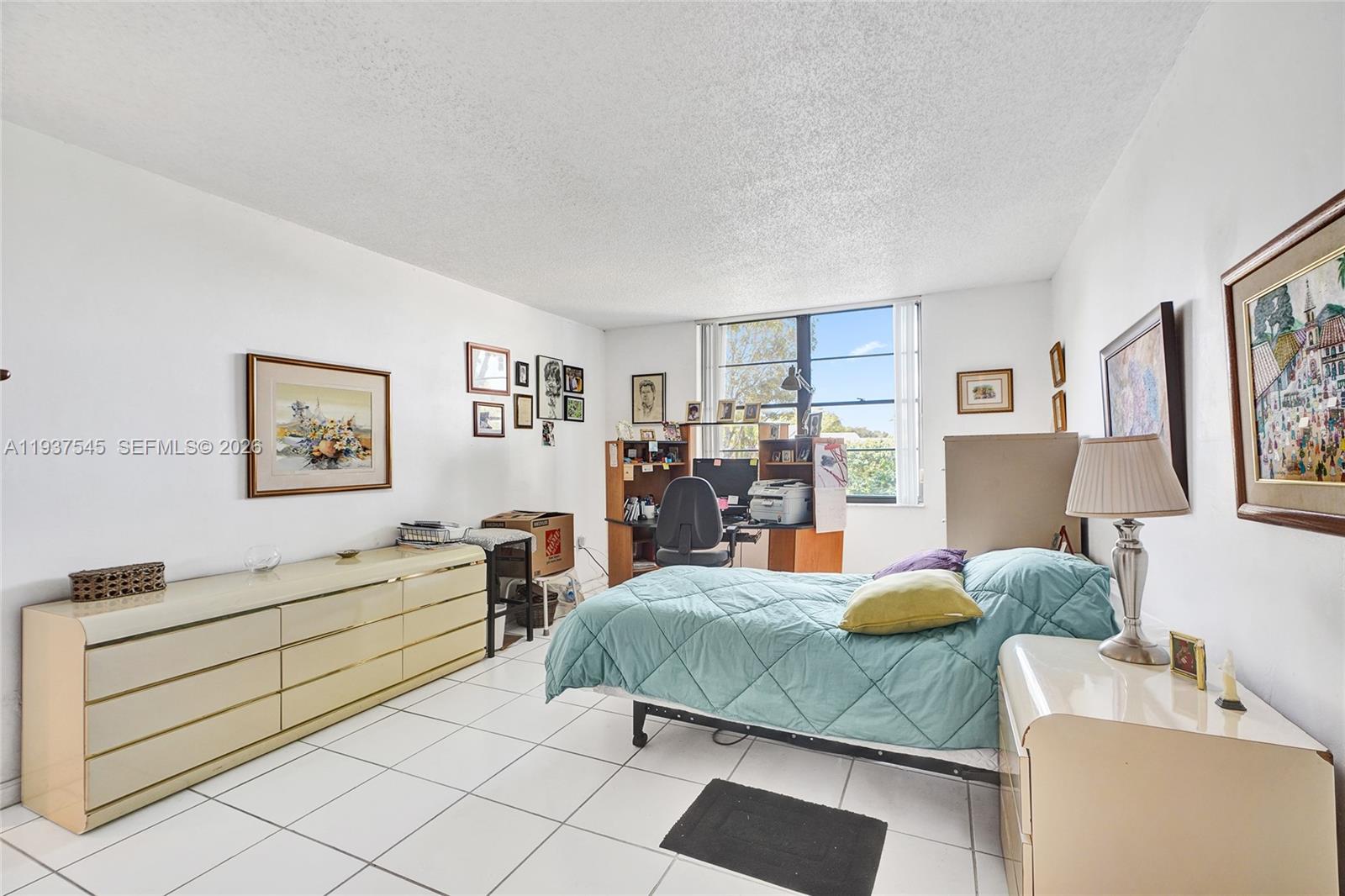 KENDALL GATE CONDO - Residential