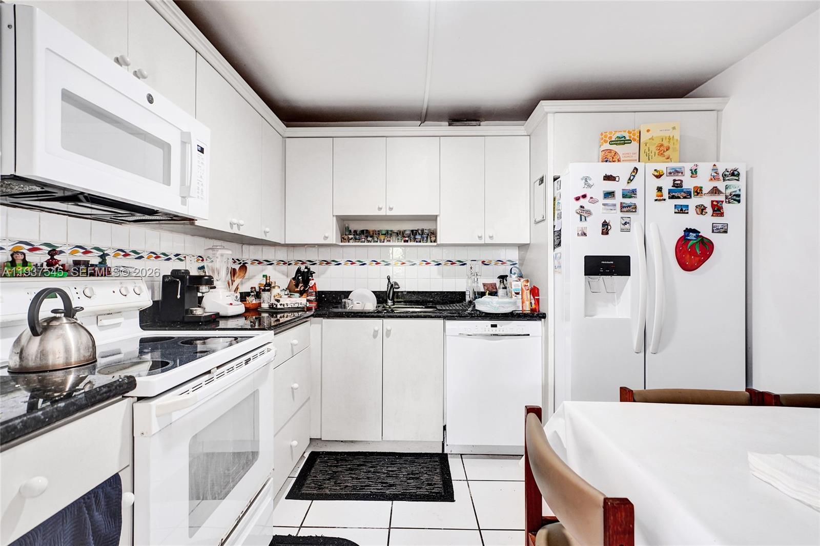 KENDALL GATE CONDO - Residential