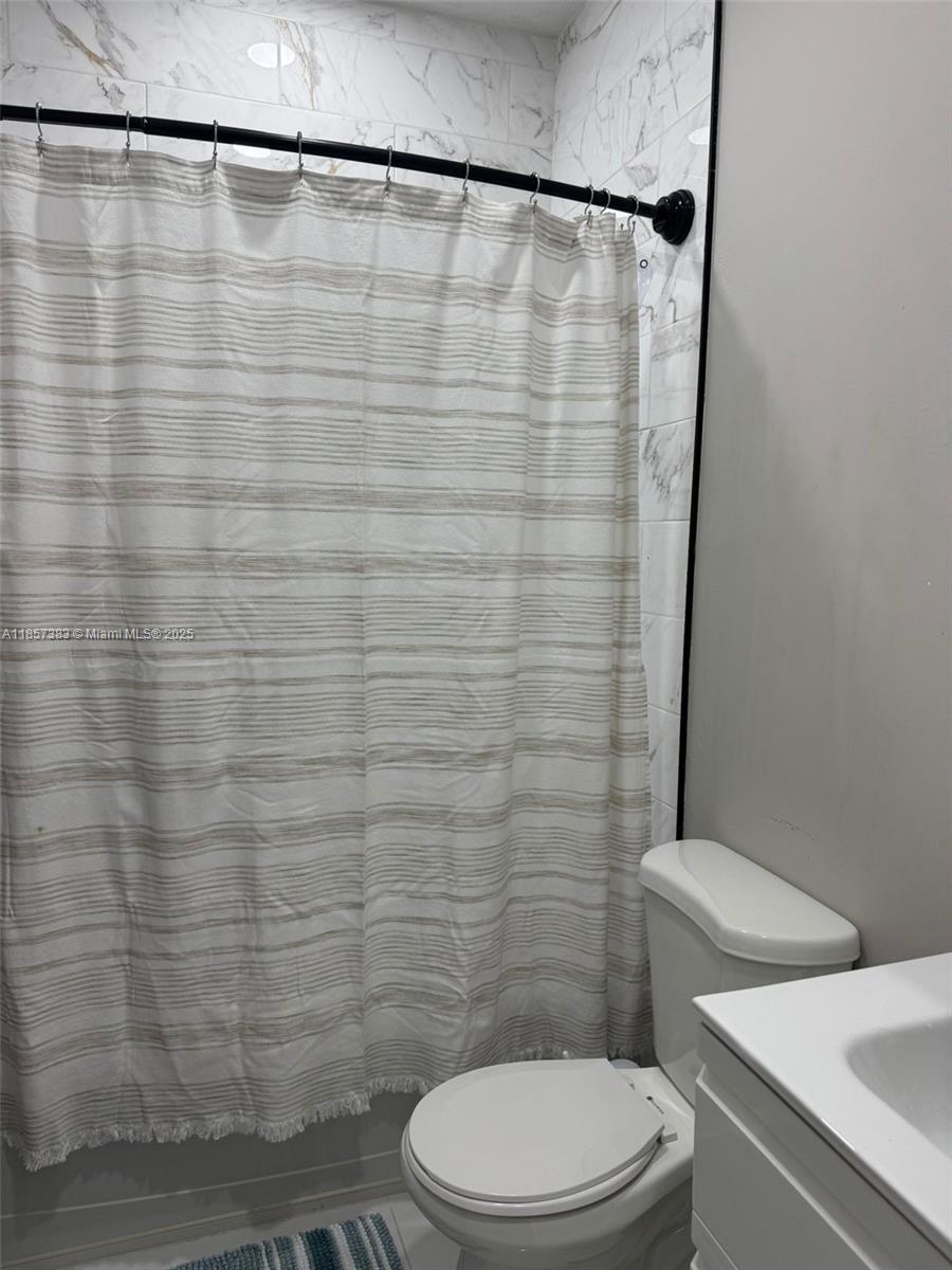 SILVER PALM EAST SEC THRE - Residential