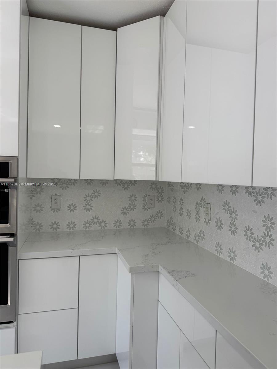 SILVER PALM EAST SEC THRE - Residential