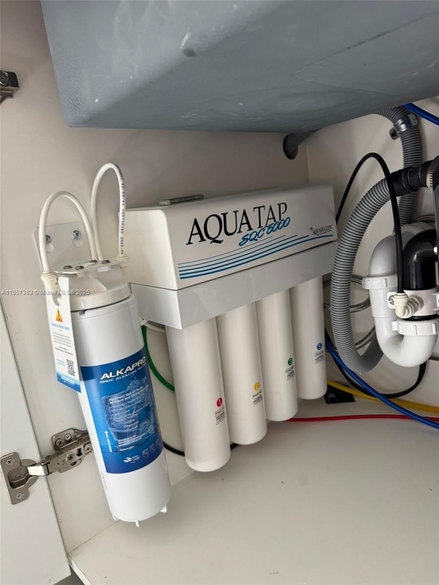 SILVER PALM EAST SEC THRE - Residential