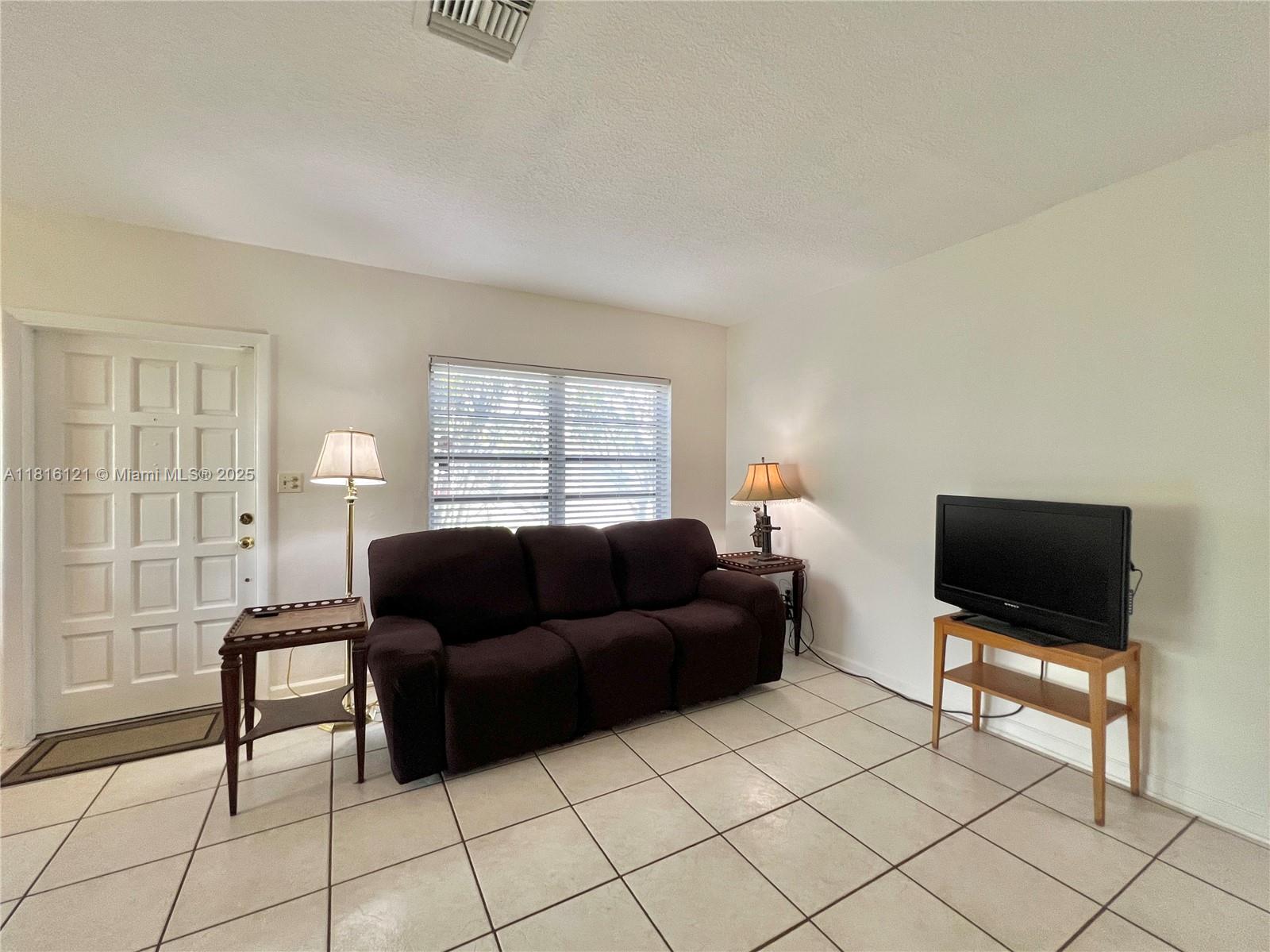 CUTLER RIDGE SEC 5 - Residential