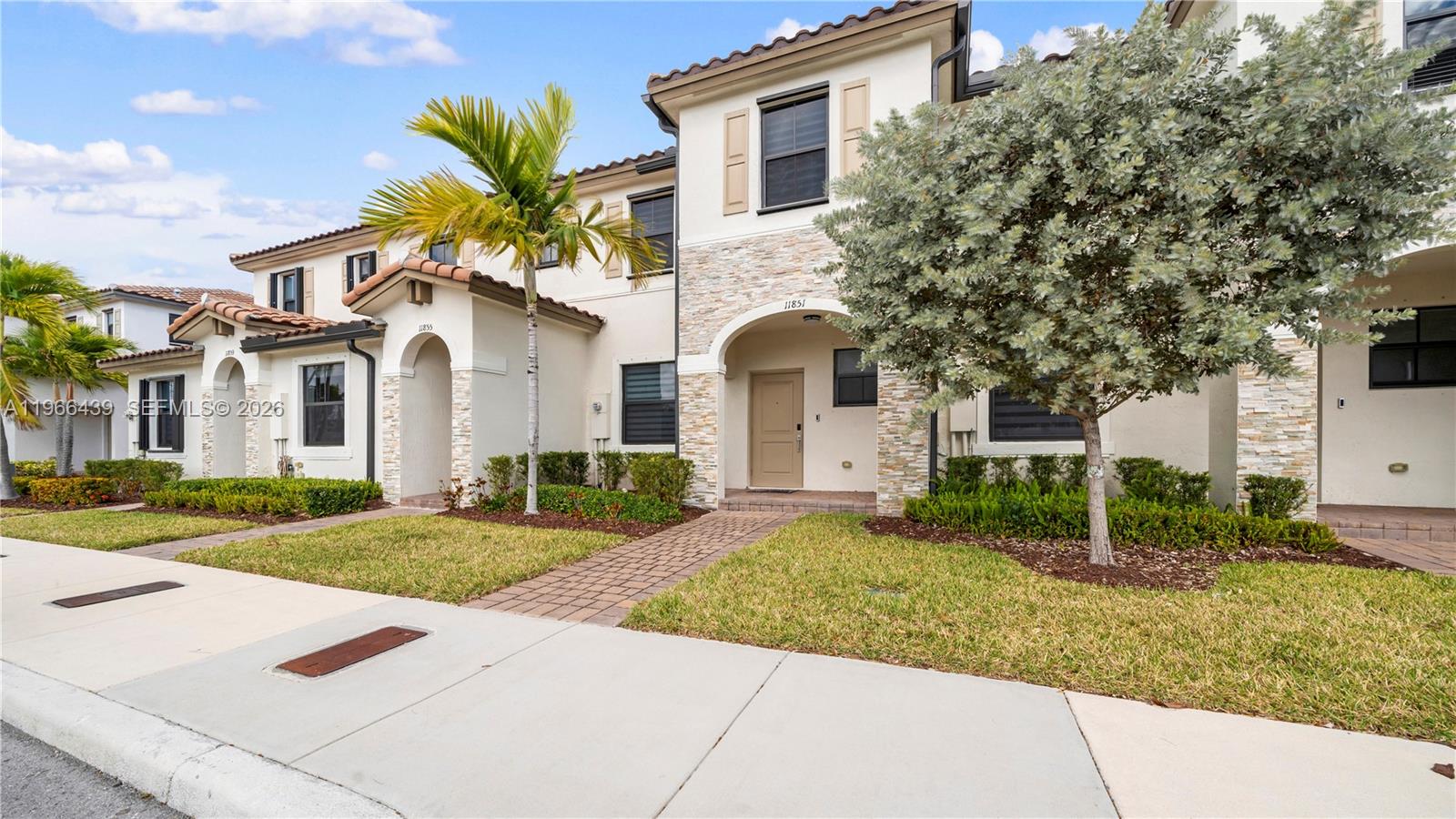 SILVER PALM RESIDENTIAL H - Residential