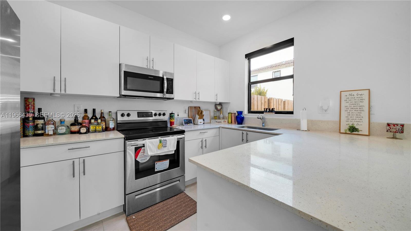 SILVER PALM RESIDENTIAL H - Residential