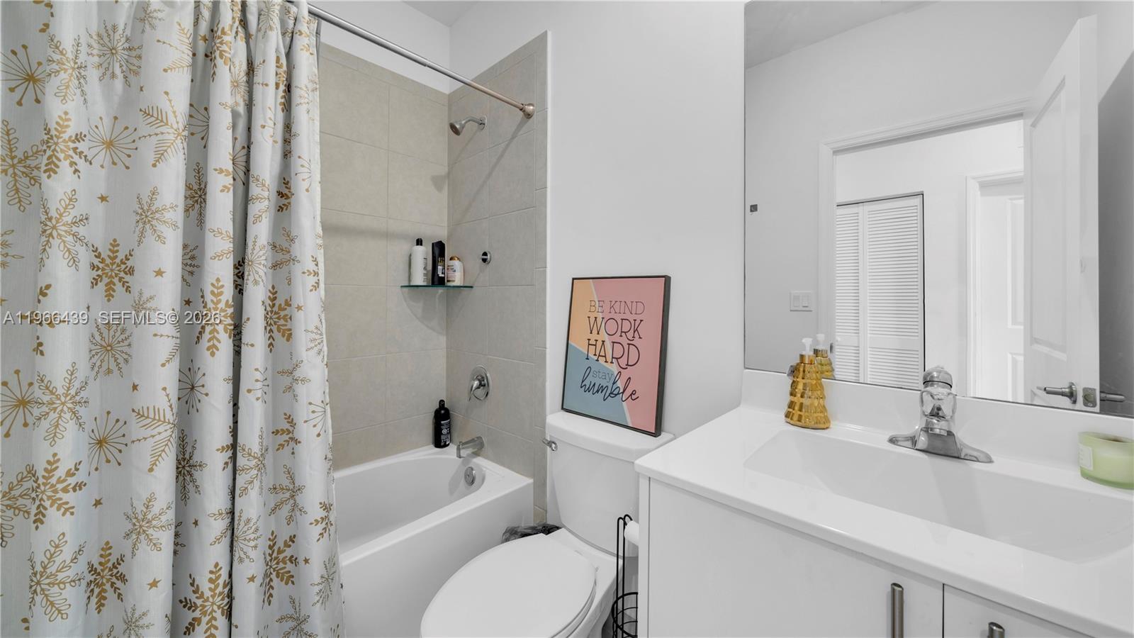 SILVER PALM RESIDENTIAL H - Residential