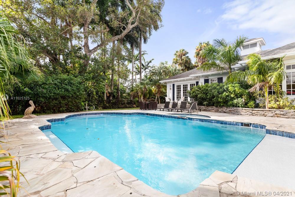 SHADY BANKS ON NEW RIVER - Residential