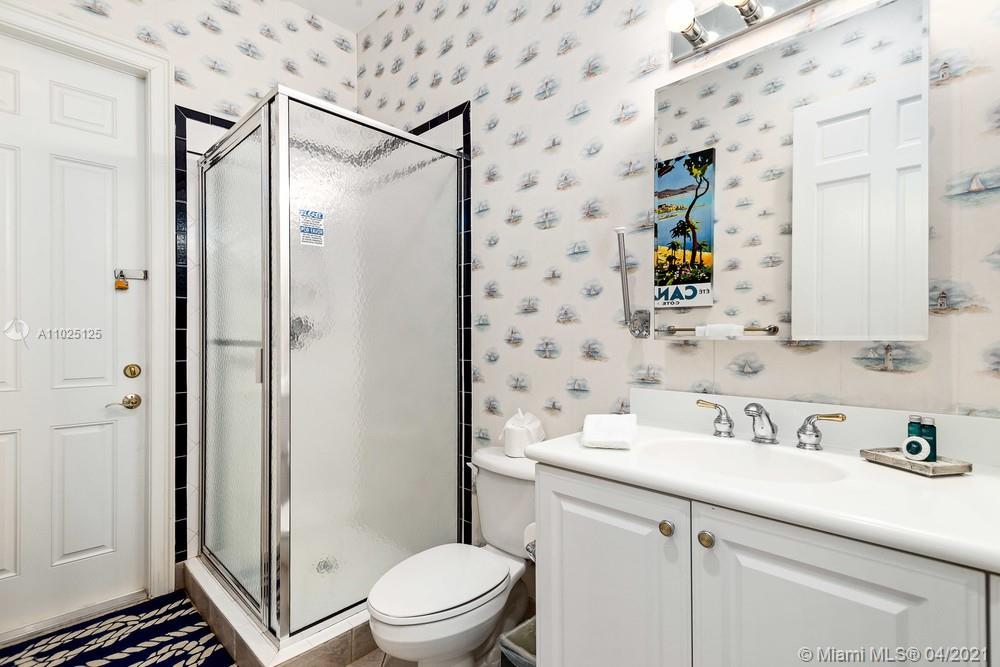 SHADY BANKS ON NEW RIVER - Residential