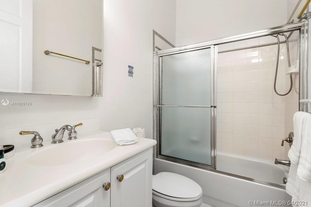 SHADY BANKS ON NEW RIVER - Residential