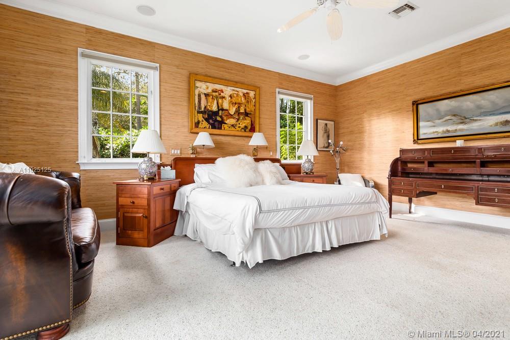 SHADY BANKS ON NEW RIVER - Residential