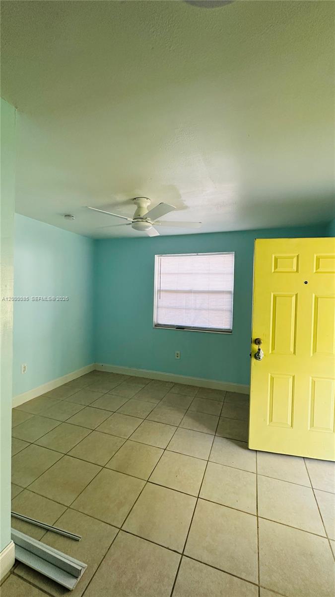 HIALEAH 16TH ADDN - Residential