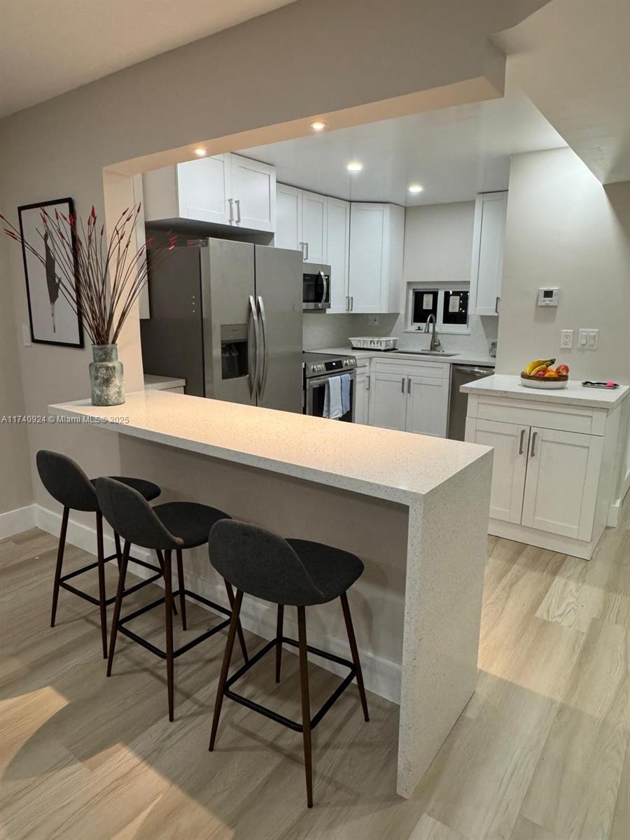 HOLLYBROOK GOLF AND - Residential
