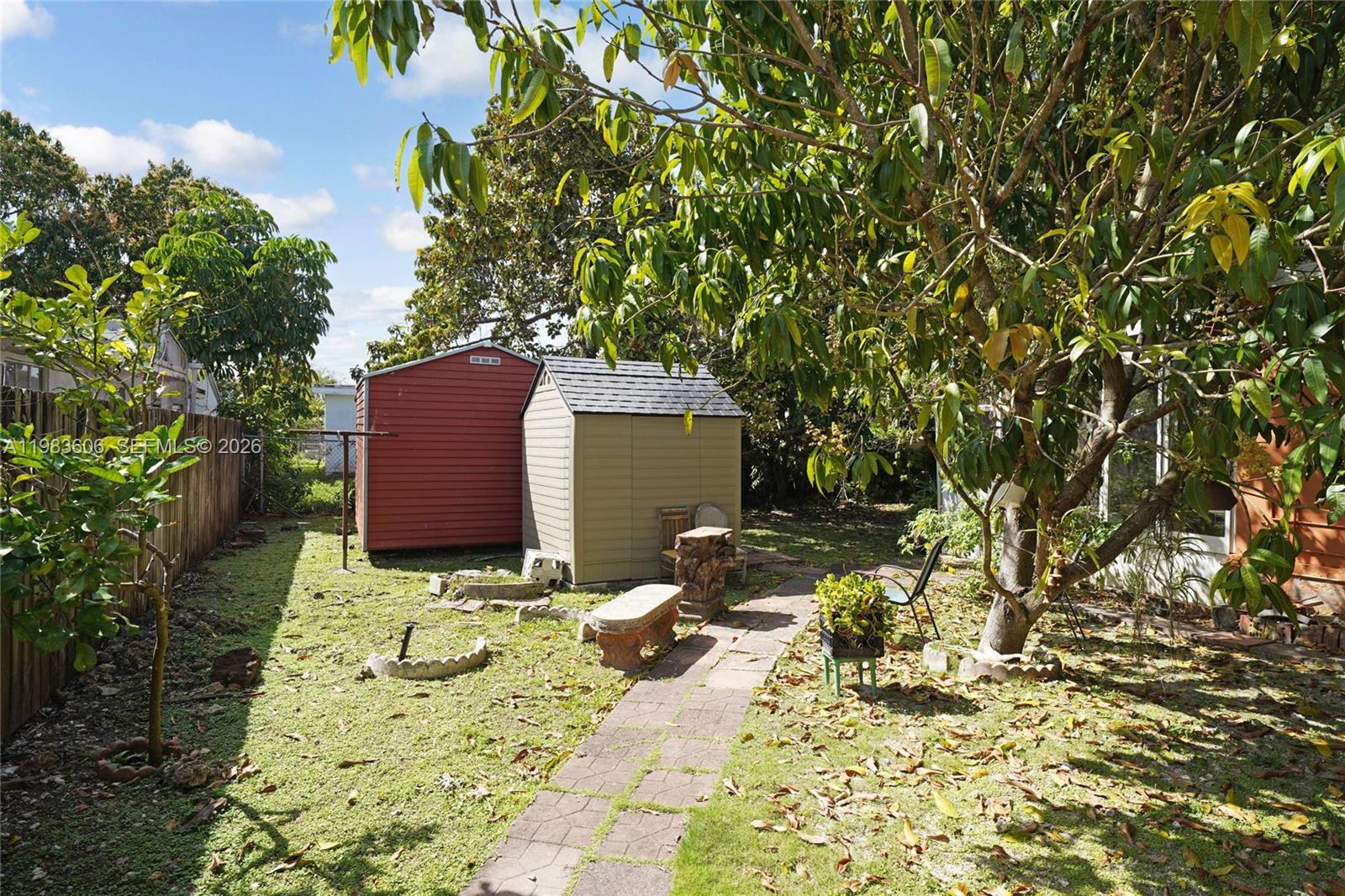 DUAL CONDO NO 1 - Residential